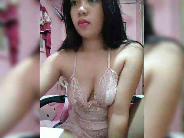 hornylittleprincess69 webcam