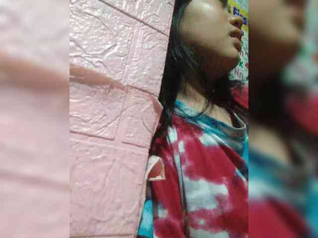 hornylittleprincess69 webcam