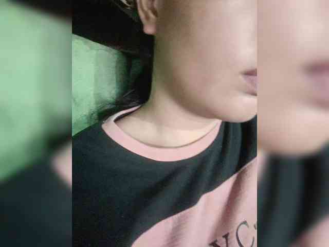 hornylittleprincess69 webcam