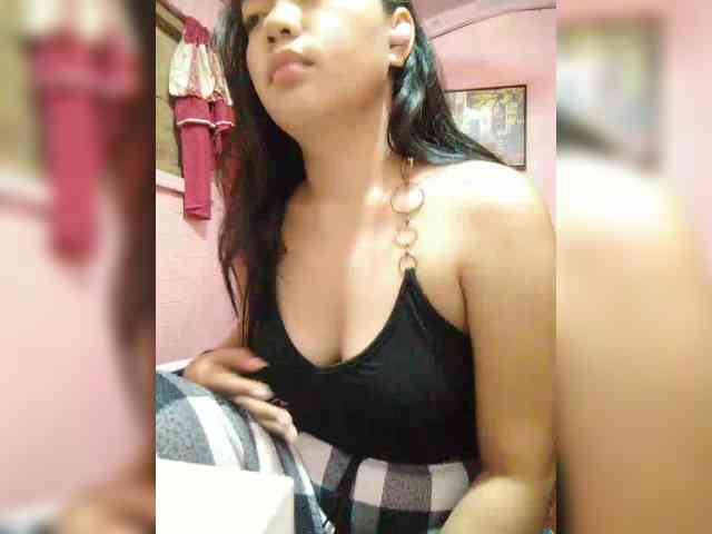 hornylittleprincess69 webcam