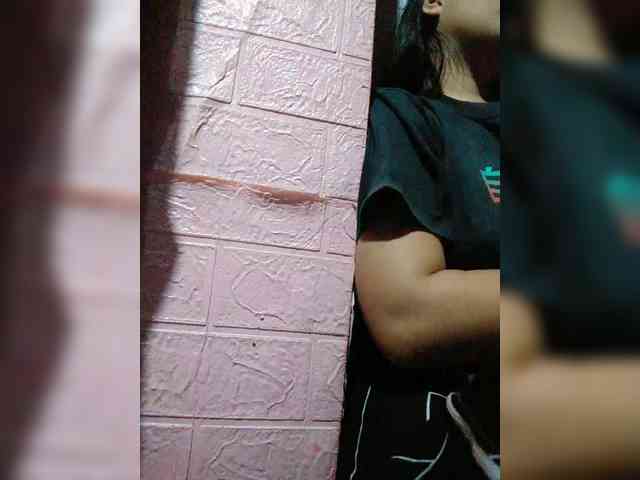 hornylittleprincess69 webcam