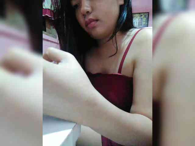 hornylittleprincess69 webcam