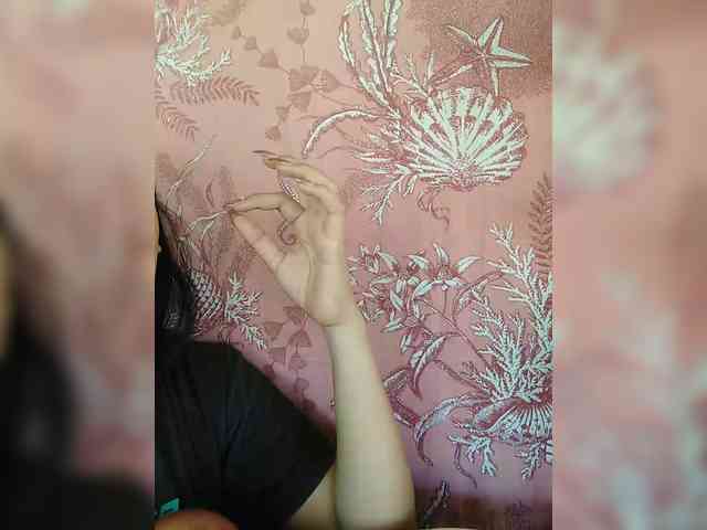 hornylittleprincess69 webcam