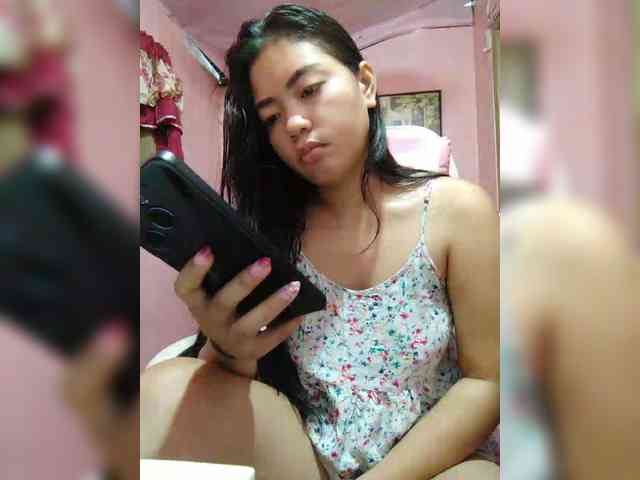 hornylittleprincess69 webcam