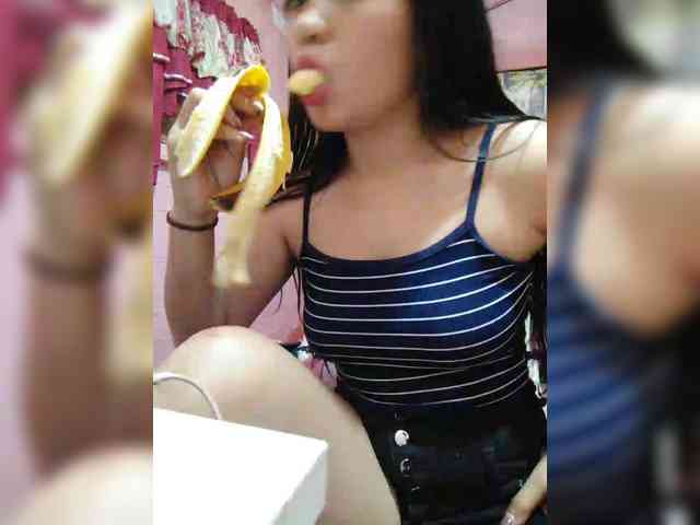 hornylittleprincess69 webcam