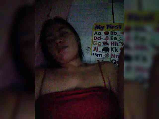 hornylittleprincess69 webcam