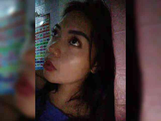 hornylittleprincess69 webcam