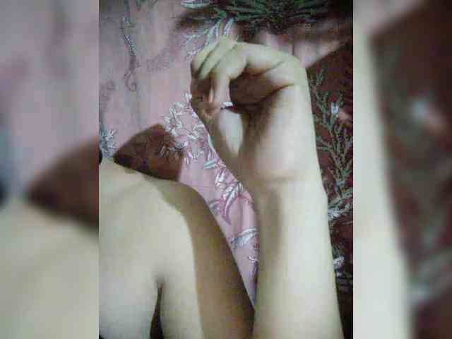 hornylittleprincess69