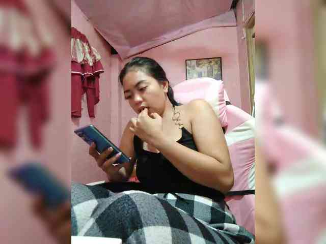 hornylittleprincess69 webcam