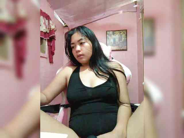 hornylittleprincess69 webcam