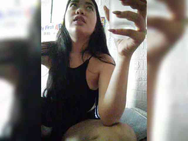 hornylittleprincess69 webcam