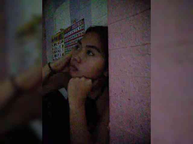 hornylittleprincess69 webcam