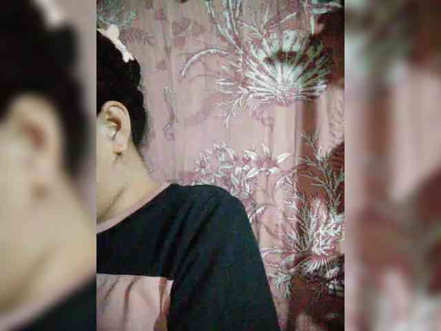 hornylittleprincess69 webcam