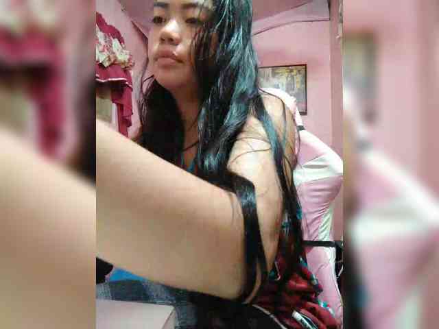 hornylittleprincess69 webcam