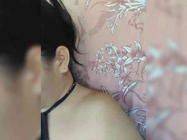 hornylittleprincess69 webcam