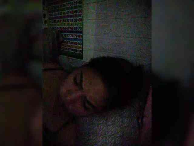 hornylittleprincess69 webcam