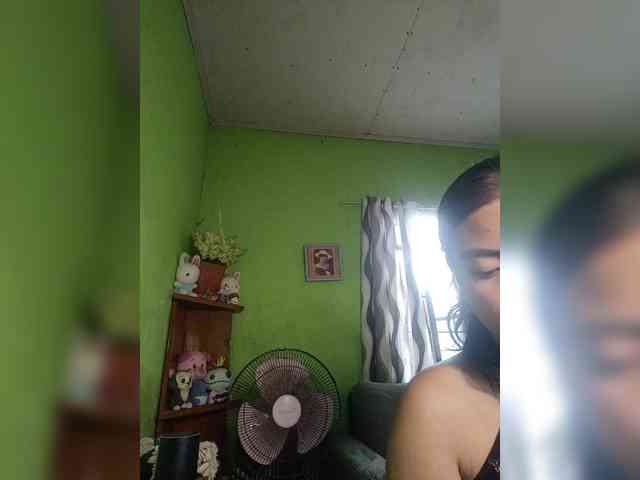 hornylittleprincess69 webcam