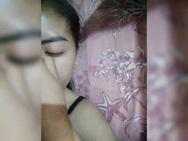 hornylittleprincess69 webcam