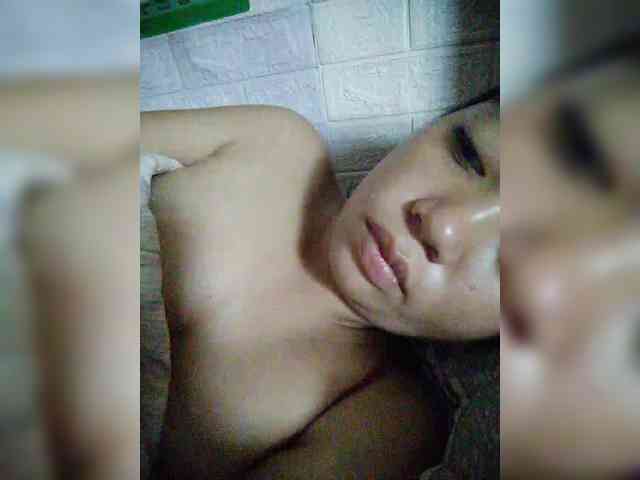 hornylittleprincess69 webcam