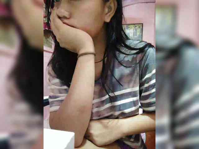 hornylittleprincess69 webcam