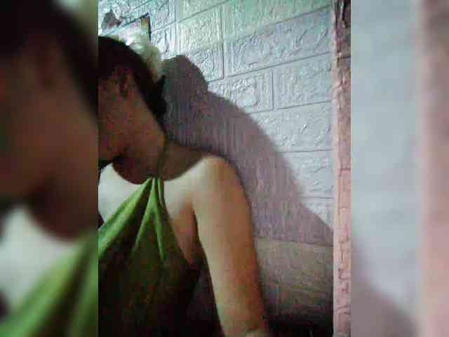 hornylittleprincess69 webcam