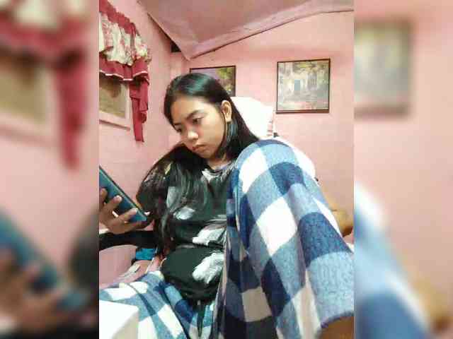 hornylittleprincess69 webcam