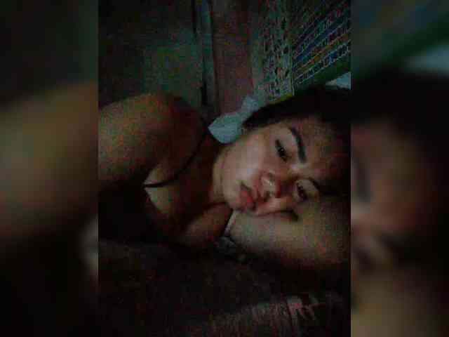 hornylittleprincess69 webcam