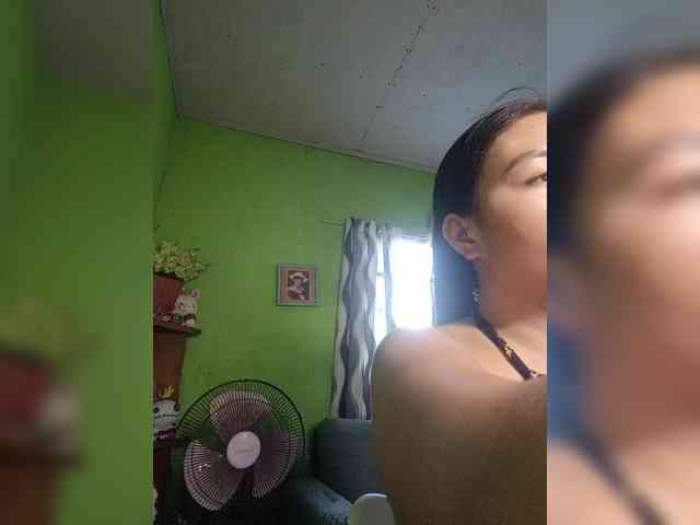 hornylittleprincess69 webcam