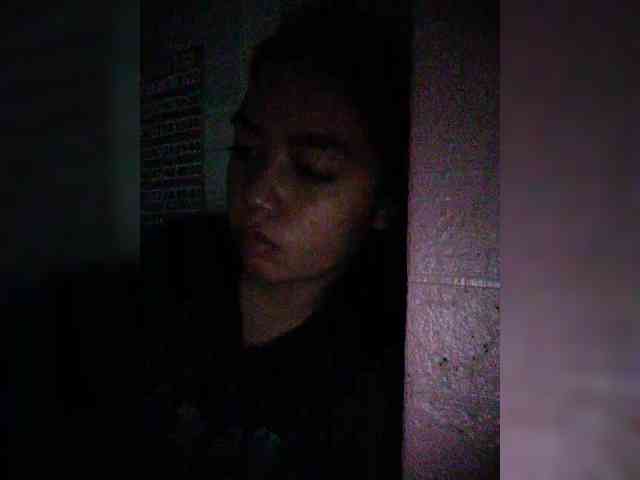 hornylittleprincess69 webcam