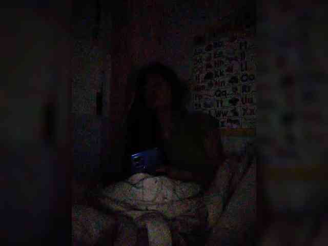 hornylittleprincess69 webcam