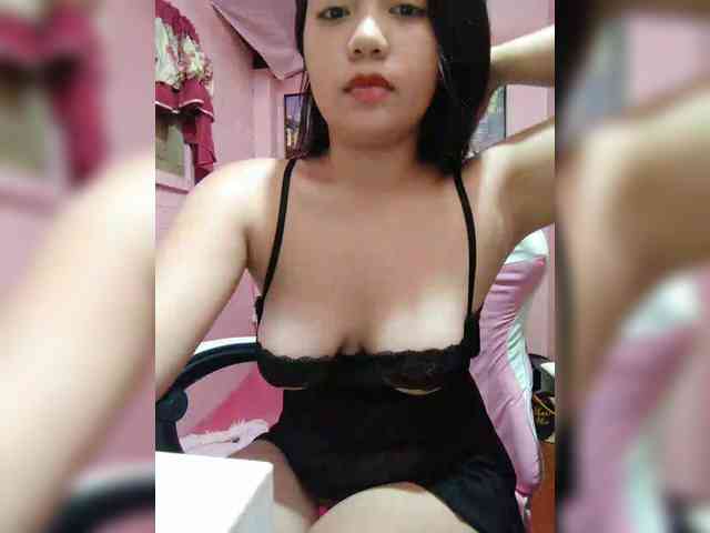 hornylittleprincess69 webcam
