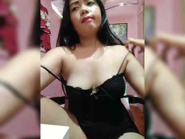 hornylittleprincess69 webcam