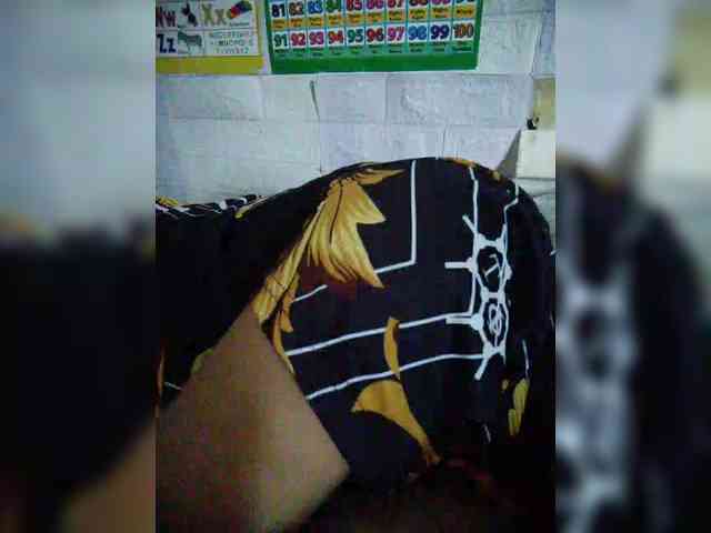 hornylittleprincess69 webcam