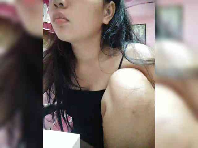 hornylittleprincess69 webcam