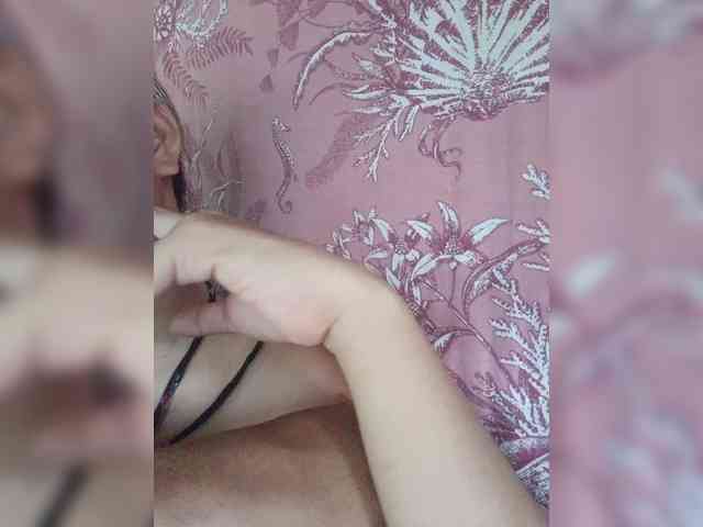 hornylittleprincess69 webcam