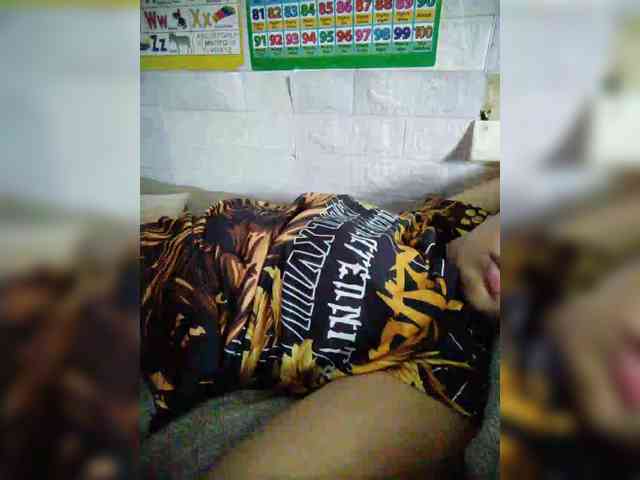 hornylittleprincess69 webcam