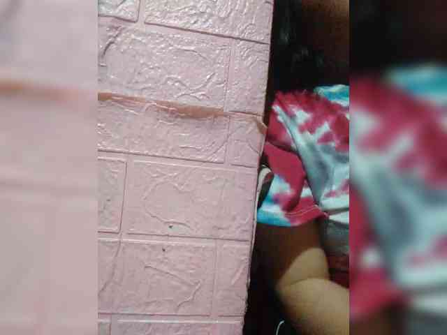 hornylittleprincess69 webcam