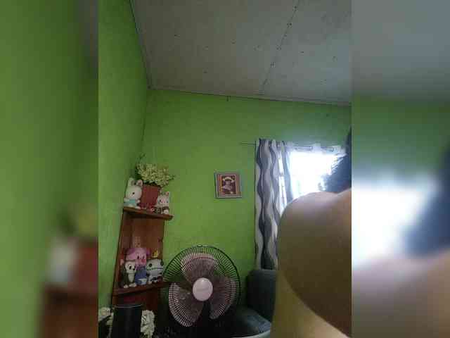 hornylittleprincess69 webcam