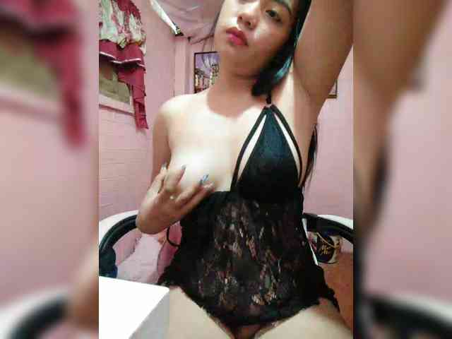 hornylittleprincess69 webcam