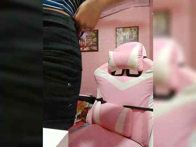 hornylittleprincess69 webcam