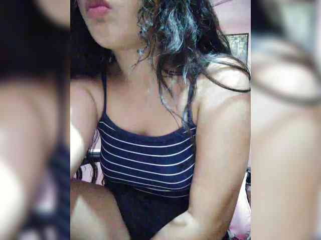 hornylittleprincess69 webcam