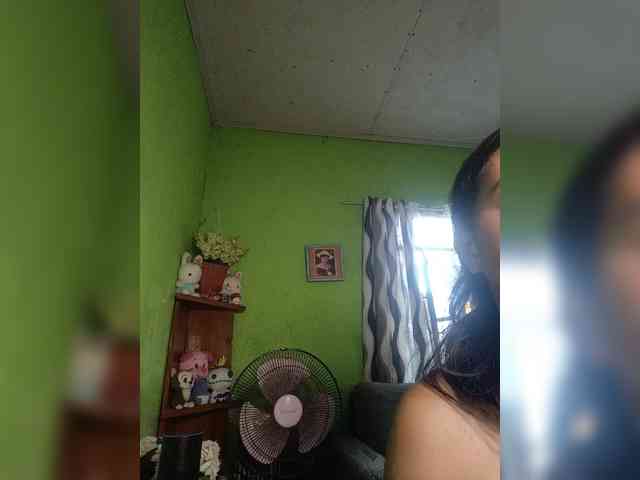 hornylittleprincess69 webcam