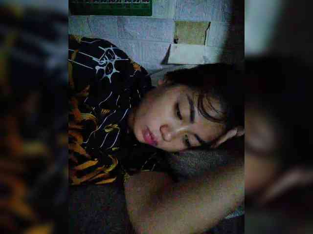 hornylittleprincess69 webcam