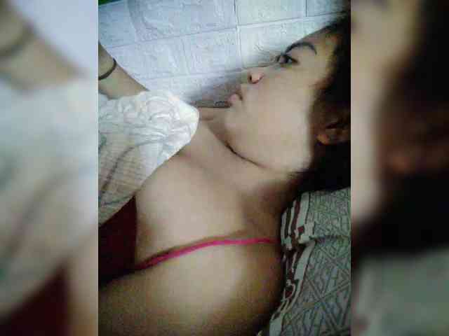 hornylittleprincess69 webcam