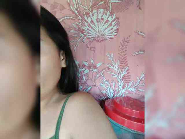 hornylittleprincess69 webcam