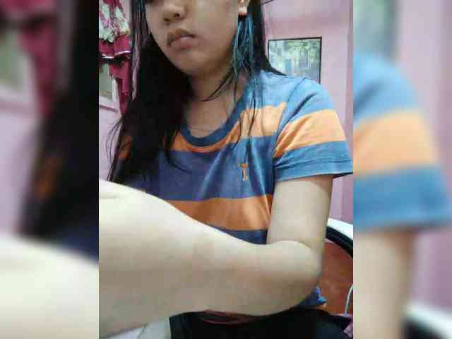 hornylittleprincess69 webcam