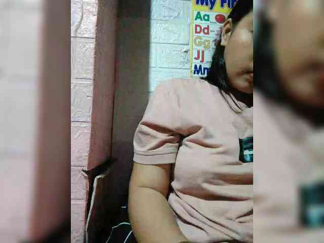 hornylittleprincess69 webcam