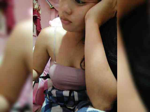 hornylittleprincess69 webcam
