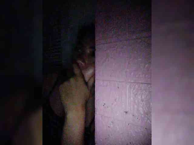 hornylittleprincess69 webcam