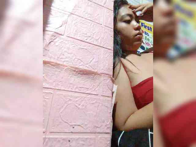 hornylittleprincess69 webcam